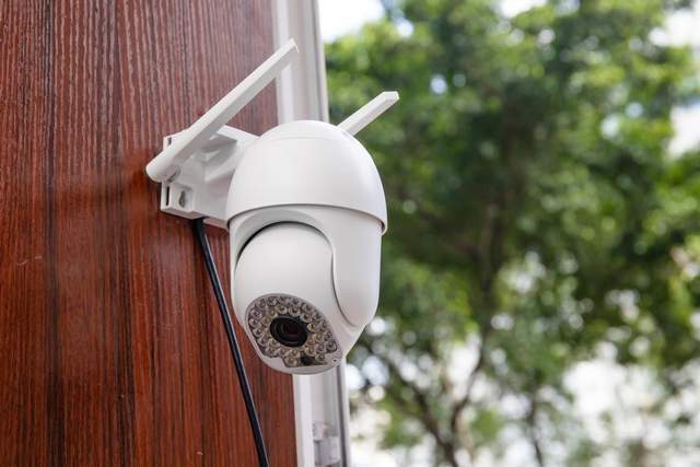 紅外彩色網(wǎng)絡(luò)攝像機(jī)監(jiān)控安裝監(jiān)控_武漢監(jiān)控安裝_寶安監(jiān)控安裝