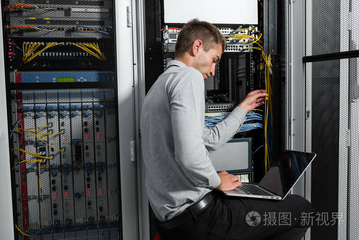 昆山辦公家具維修貼心服務_維修行業服務流程及管理制度_武漢服務器維修